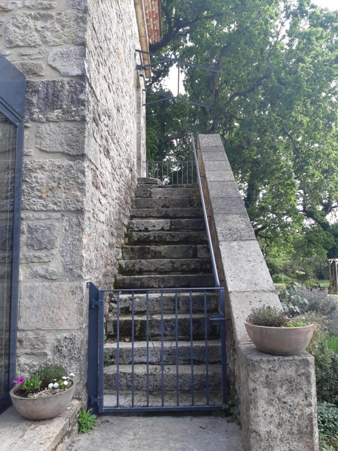 La Tourelle 82 Bed & Breakfast Saint-Antonin Dış mekan fotoğraf